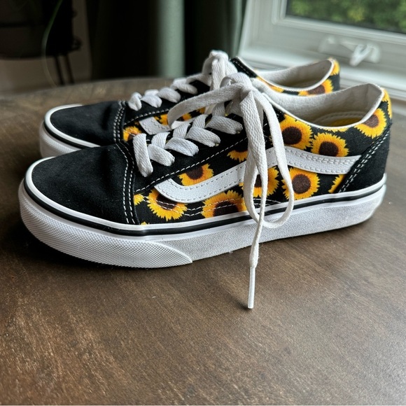 EUC‎ VANS Kids Old Skool Sneakers - Girls Size  2 - Picture 6 of 8